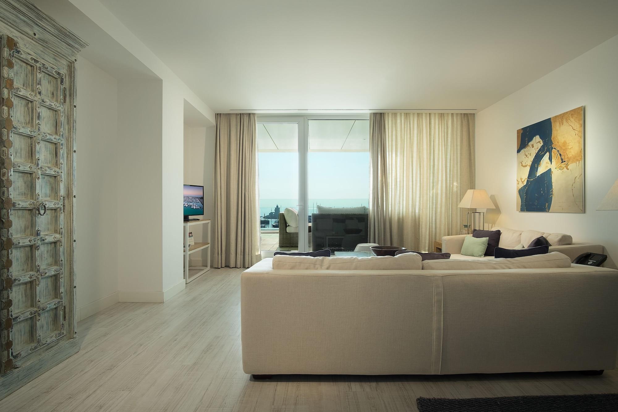 Suites Puerto Sherry Ел Пуерто де Санта Мария Екстериор снимка