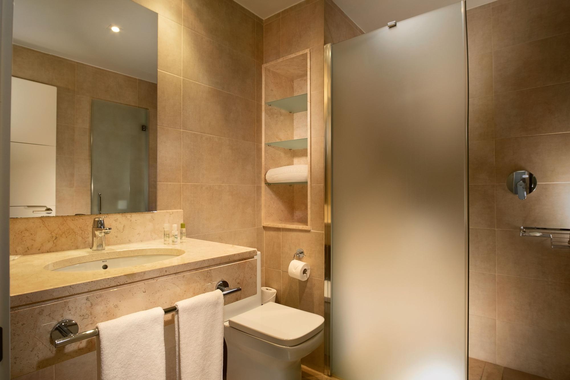 Suites Puerto Sherry Ел Пуерто де Санта Мария Екстериор снимка