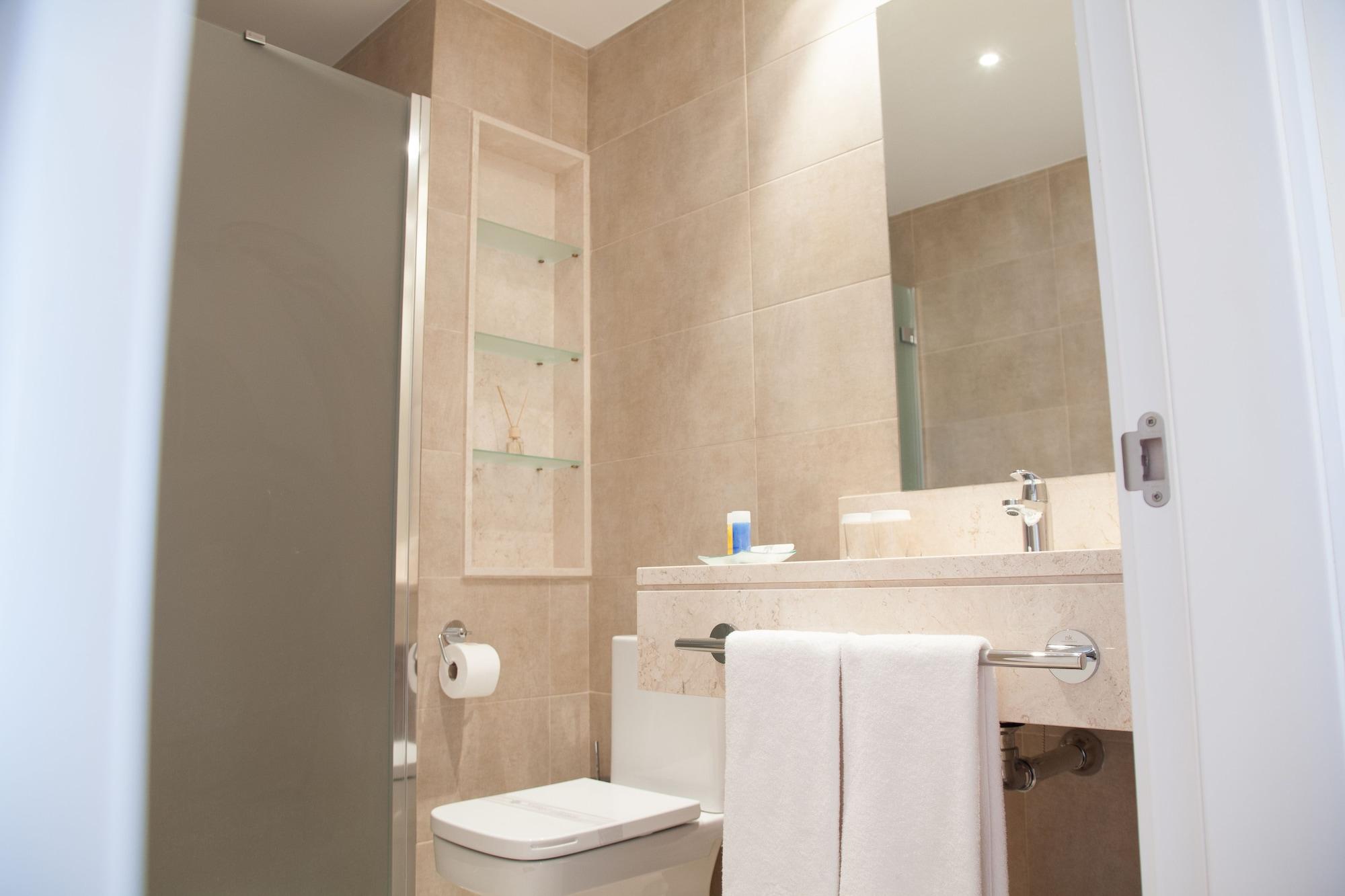 Suites Puerto Sherry Ел Пуерто де Санта Мария Екстериор снимка