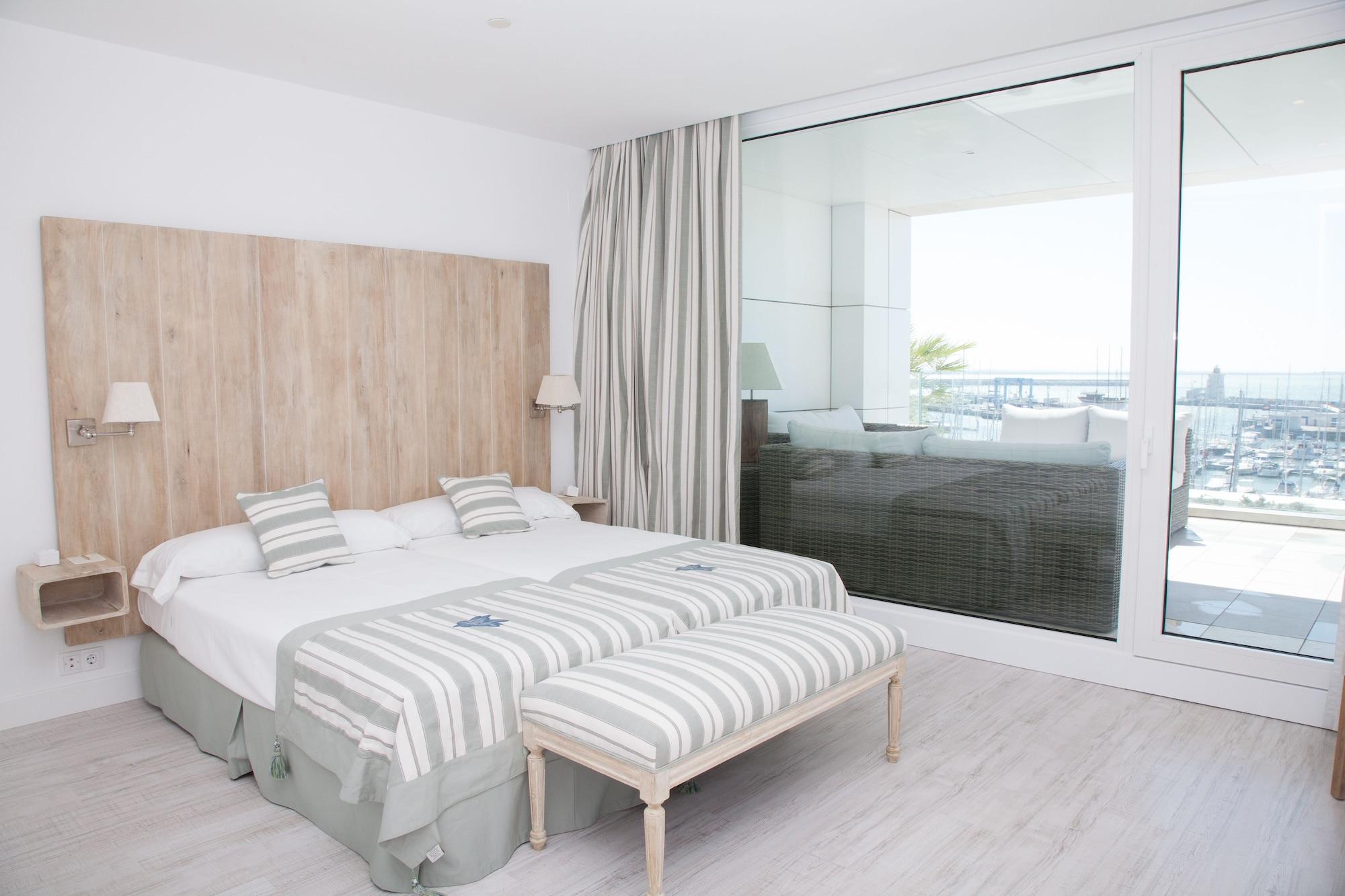 Suites Puerto Sherry Ел Пуерто де Санта Мария Екстериор снимка