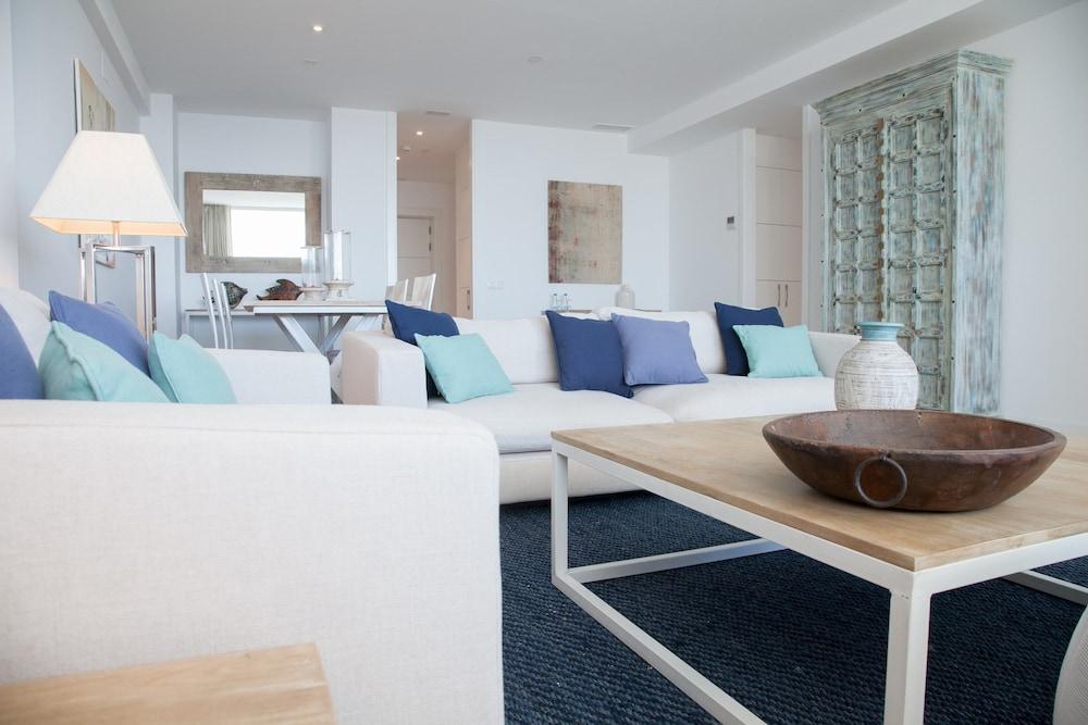 Suites Puerto Sherry Ел Пуерто де Санта Мария Екстериор снимка