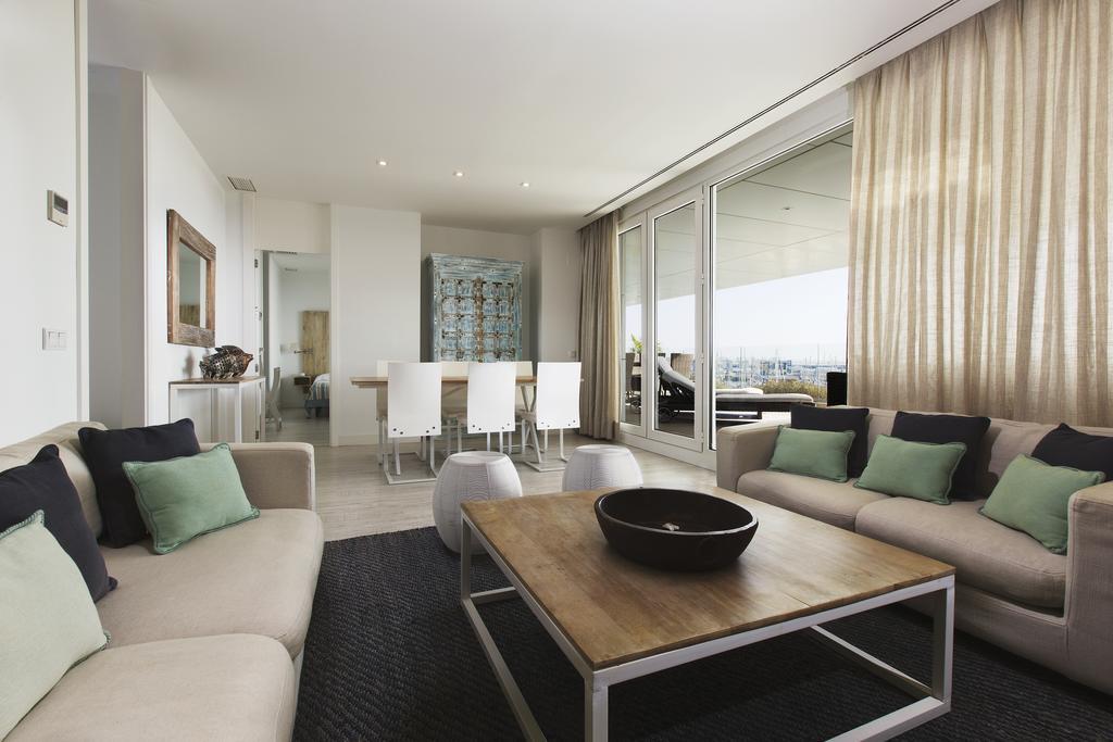 Suites Puerto Sherry Ел Пуерто де Санта Мария Екстериор снимка